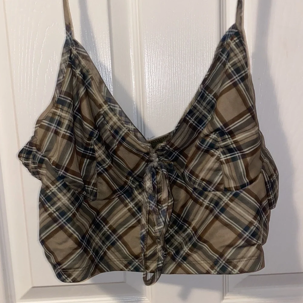 Plaid print knot front mesh cami top - Picture 10 of 11